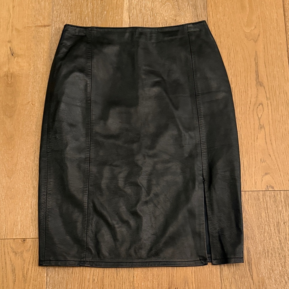 Vera Pelle Vintage 1980s Black Leather Pencil Skirt